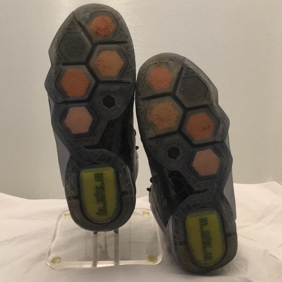 Nike LeBron XII (GS) boys sneakers - Picture 3 of 9